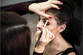 Professional Makeup Artist Course